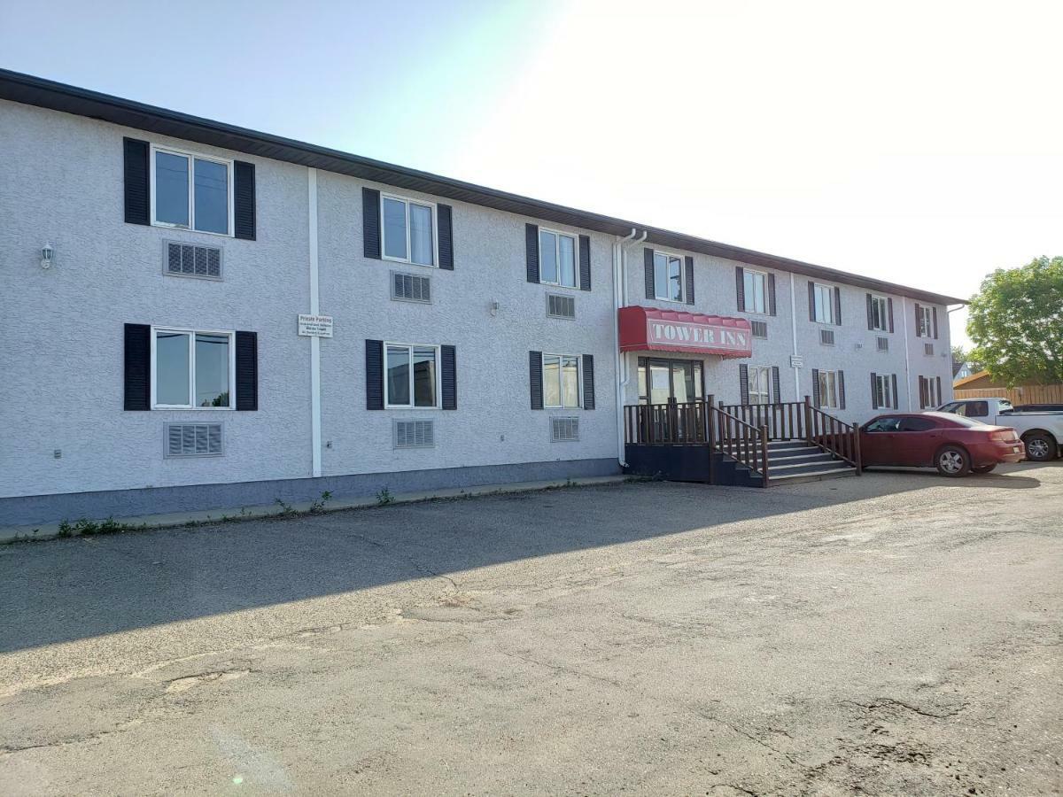 Tower Inn Estevan Exteriér fotografie